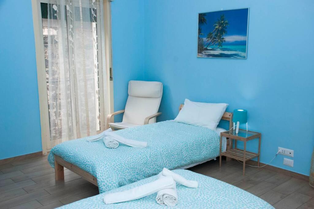 Casa Vacanza Zina カターニア エクステリア 写真