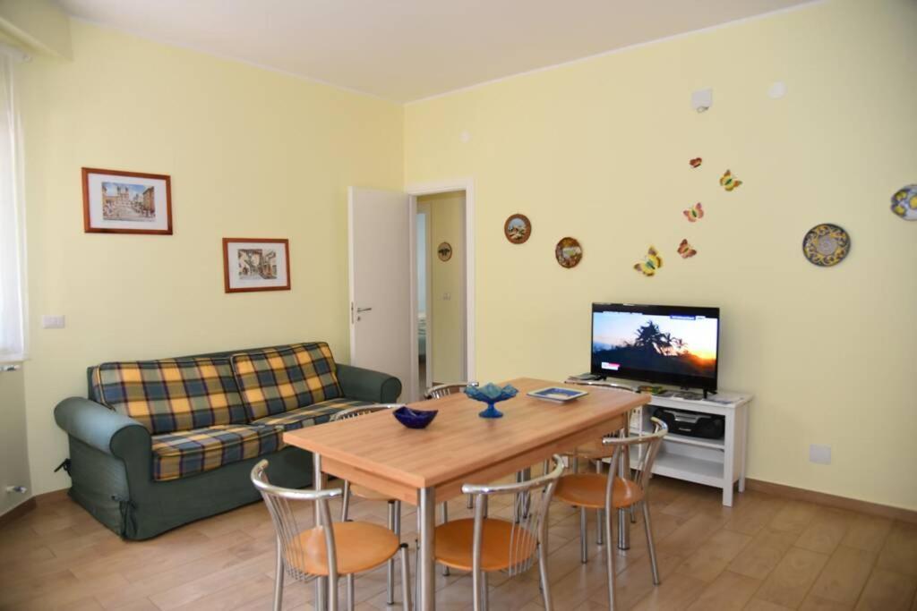 Casa Vacanza Zina カターニア エクステリア 写真